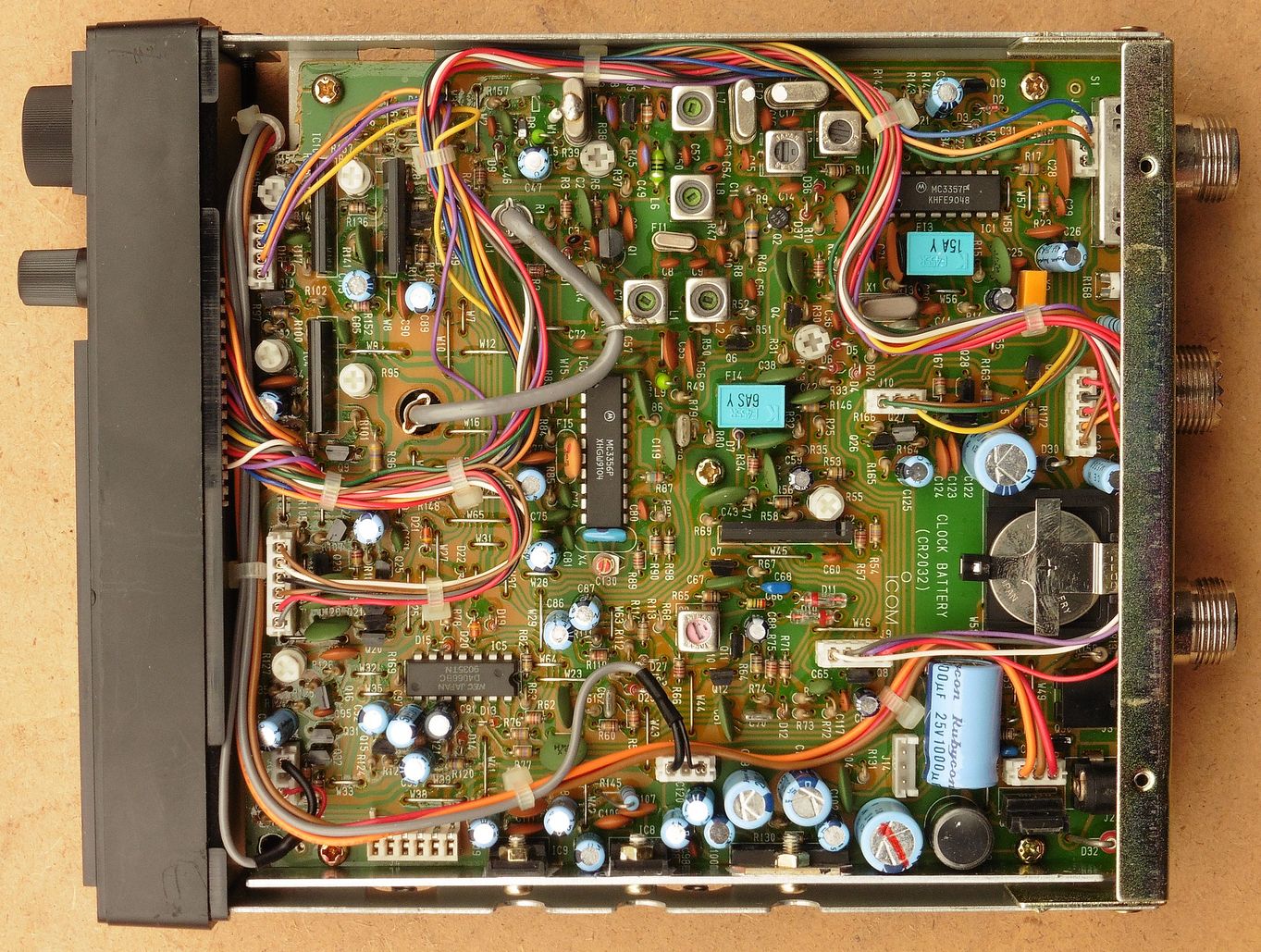 Komunikacijski prijemnik Icom IC-R100 – Elektronika CroWave